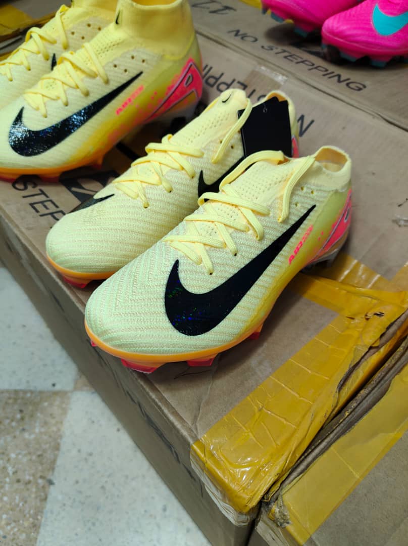 Soulier Football 2024-25