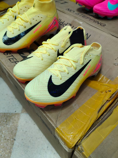 Soulier Football 2024-25