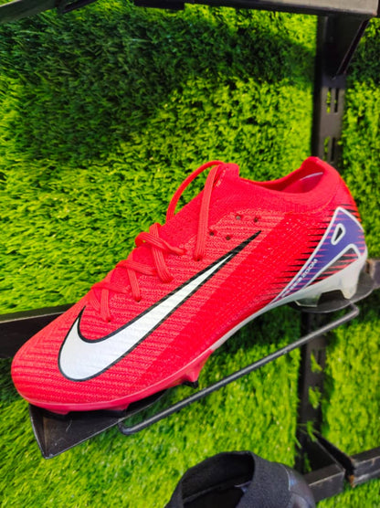 Soulier Football 2024-25