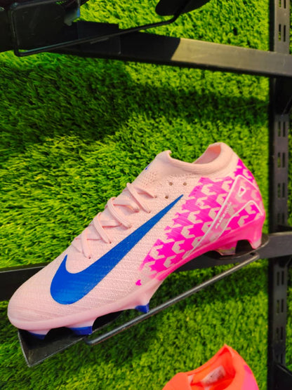 Soulier Football 2024-25